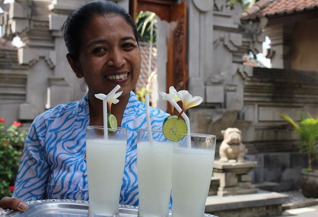 balinese-lady.jpg